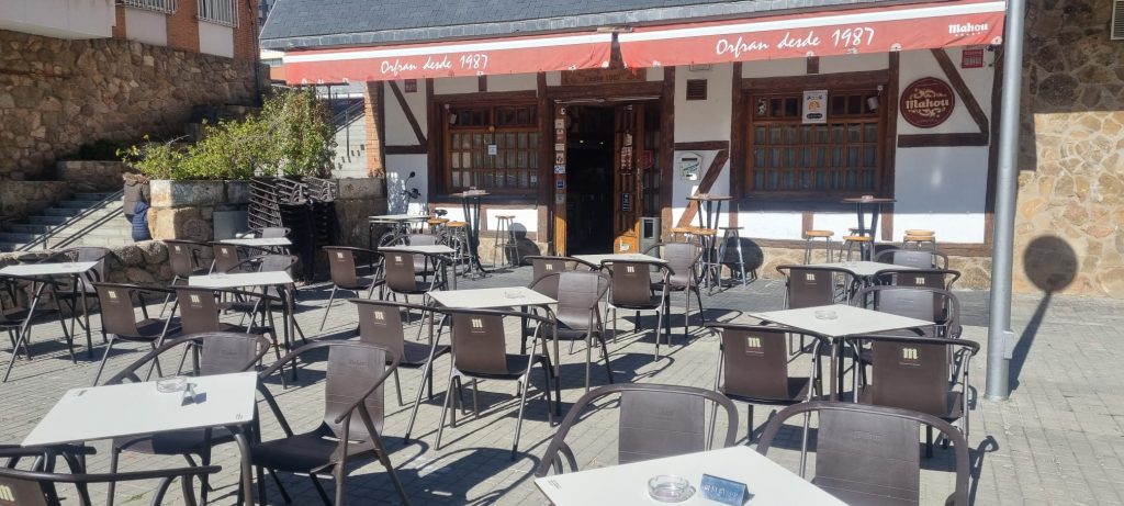 Café Bar Orfran and its terrace